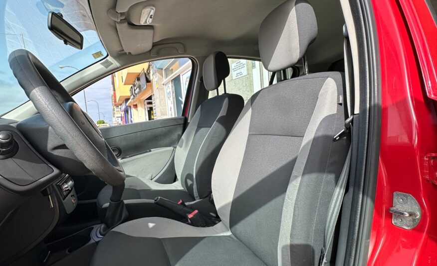 RENAULT Clio 1.2
