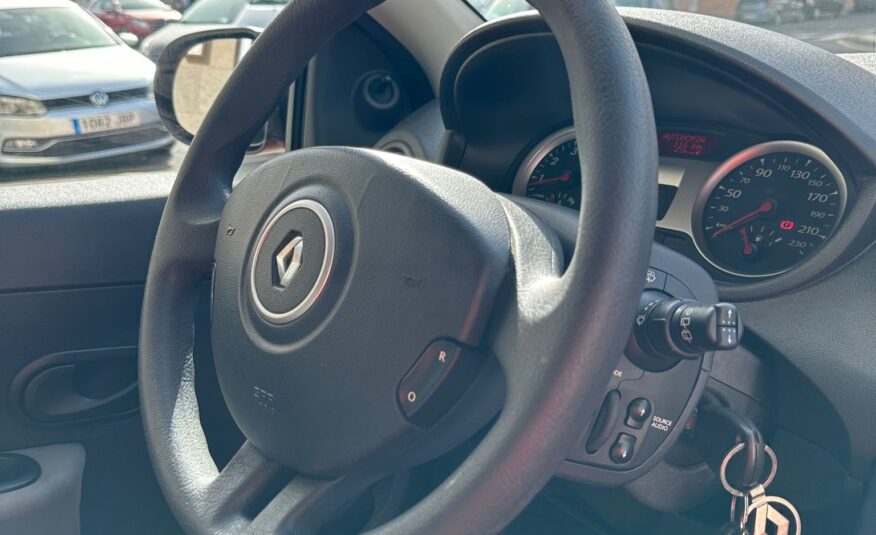 RENAULT Clio 1.2