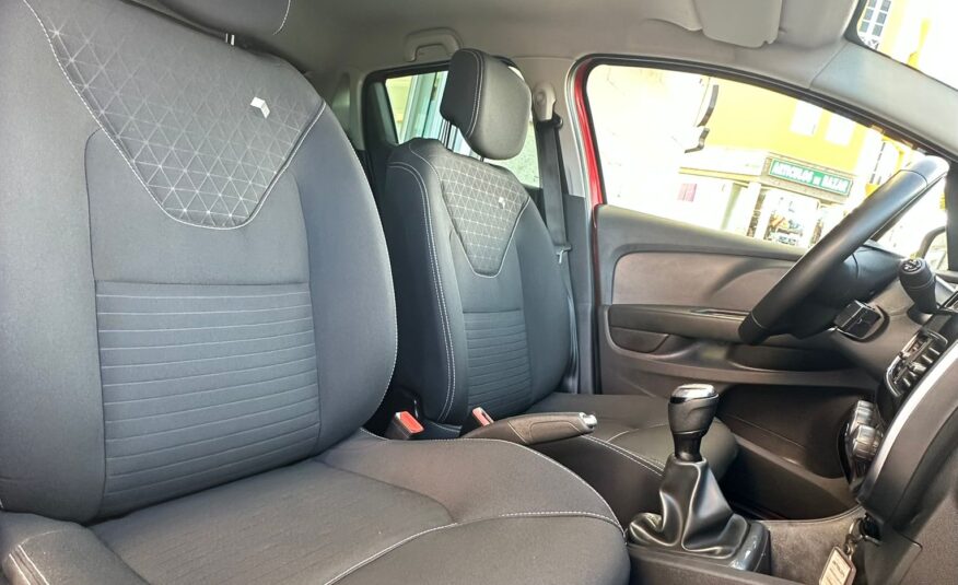 RENAULT Clio limited