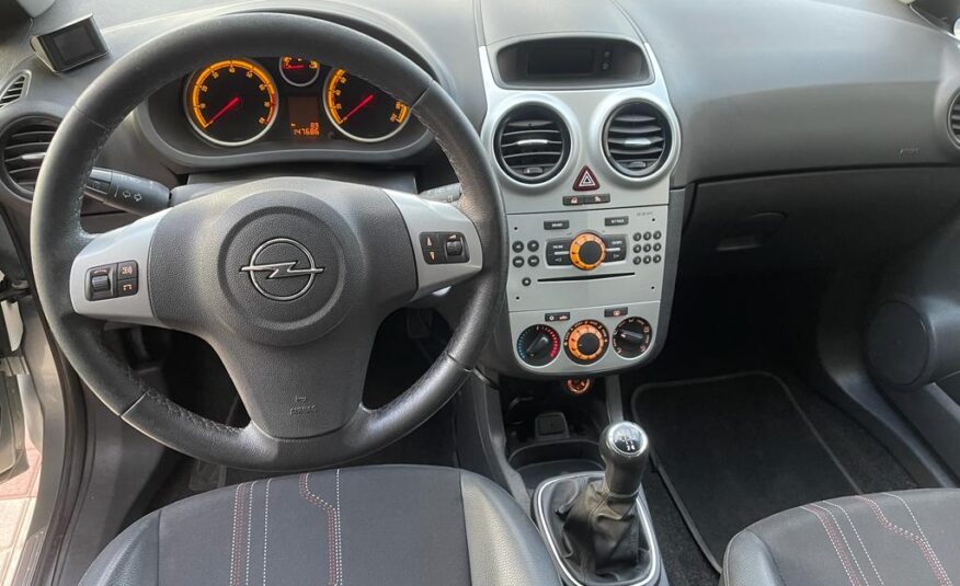 OPEL Corsa 1.4